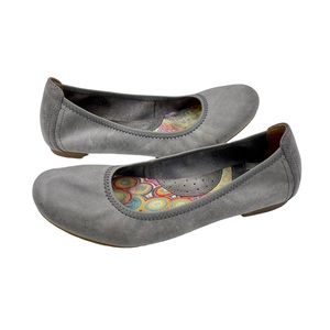 Born Julianne Steel Gray Leather Elastic Topline Ballet Flat 6.5
